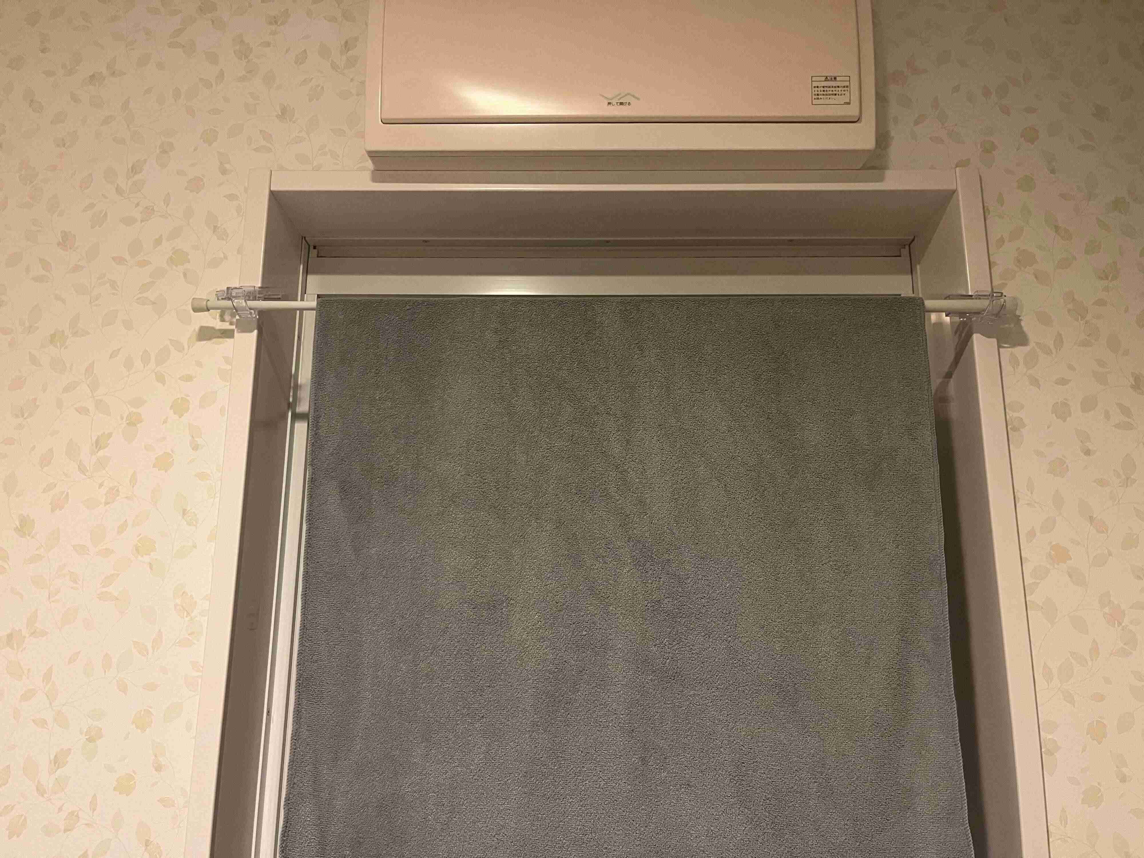 突っ張り棒と併用のかもいフック