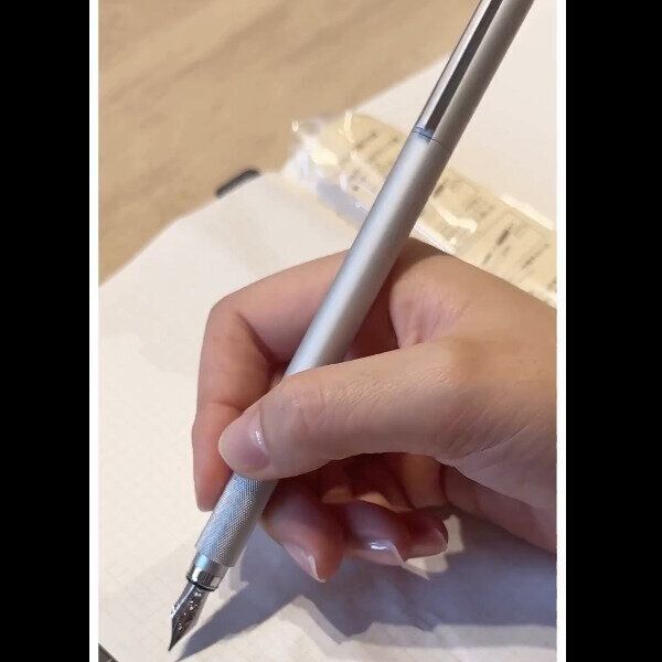 【無印良品】見た感じかっちょいい！万年筆