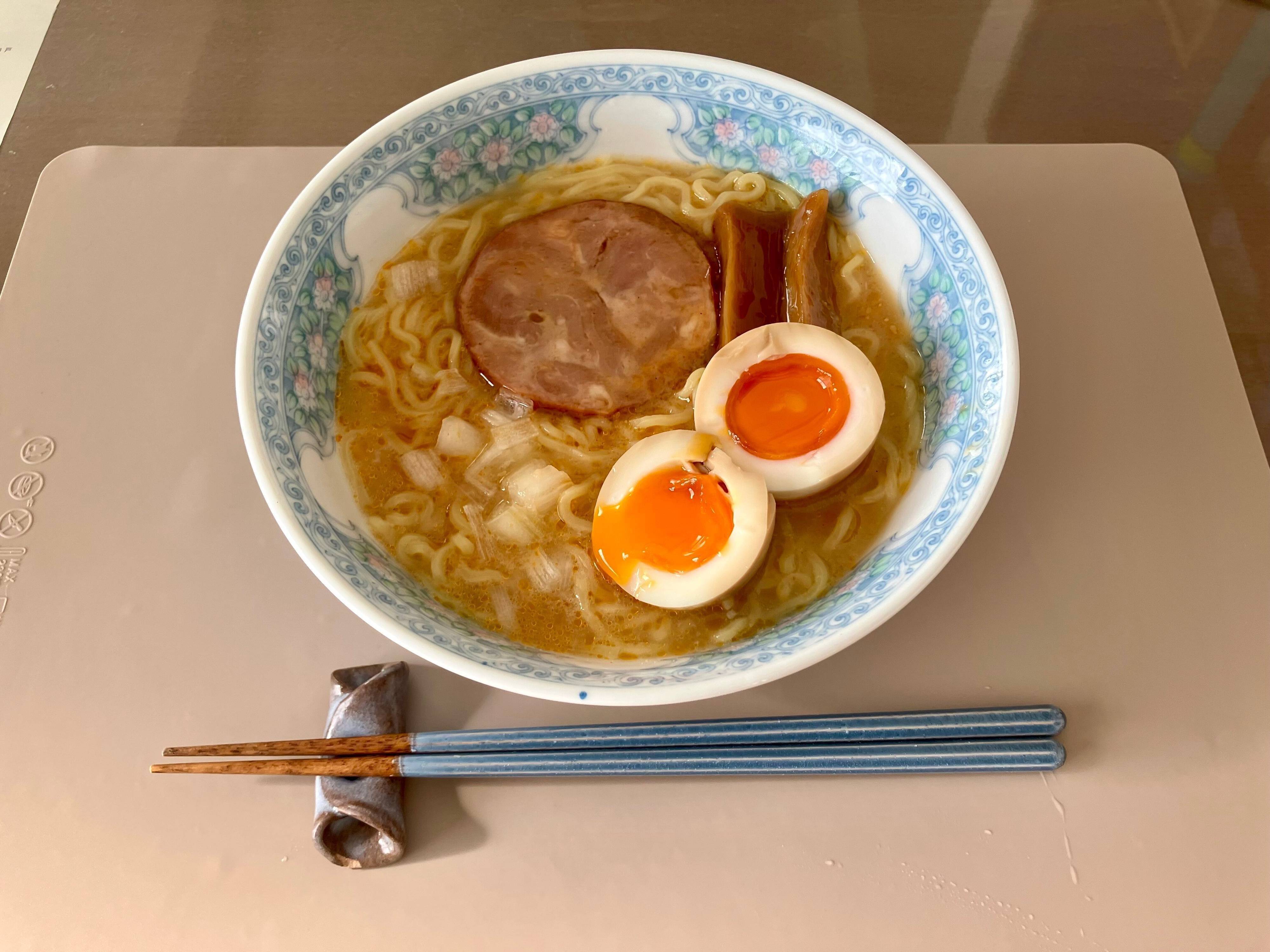 アツアツのラーメン