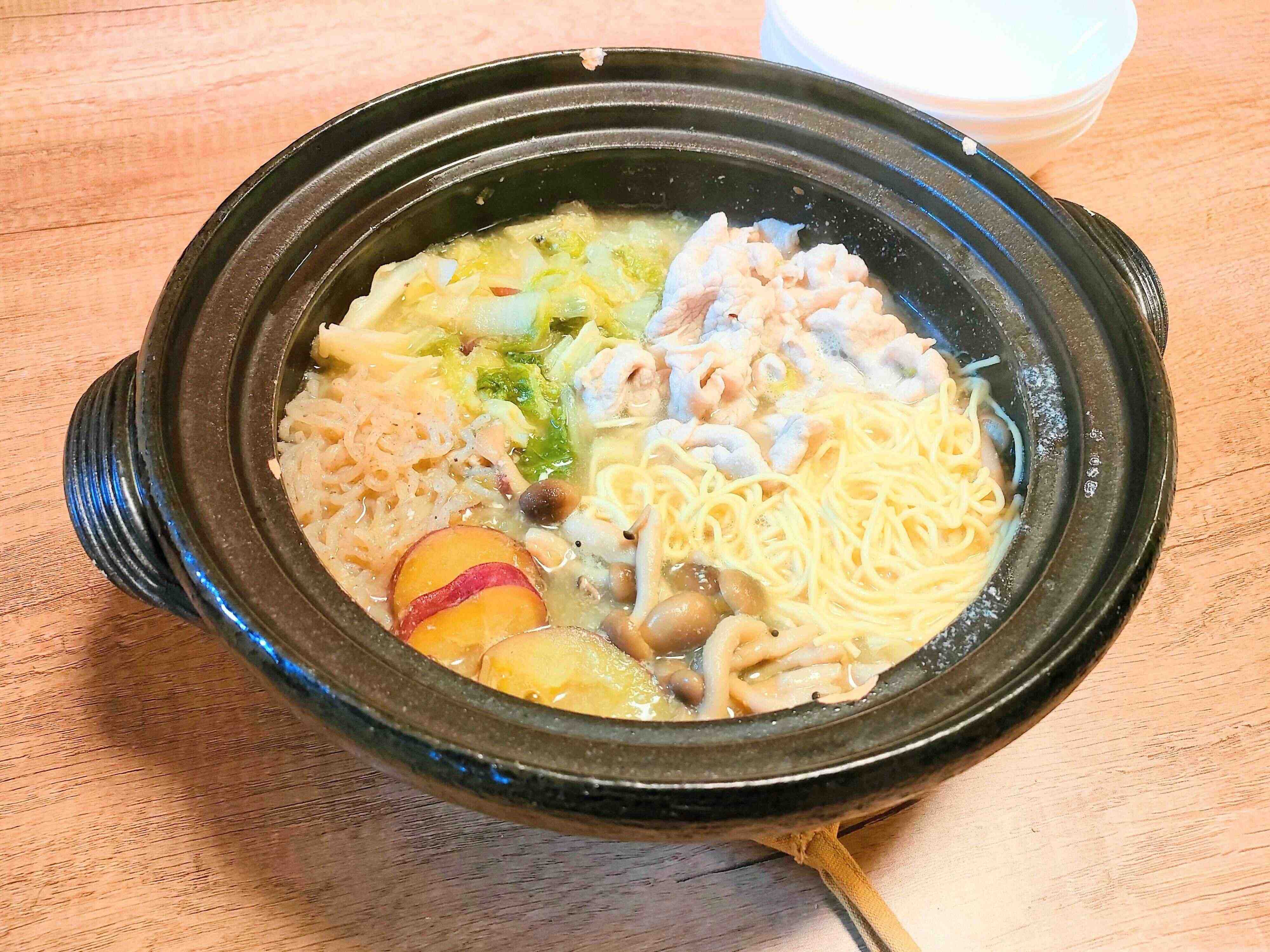 しゃぶしゃぶ鍋で作った鍋