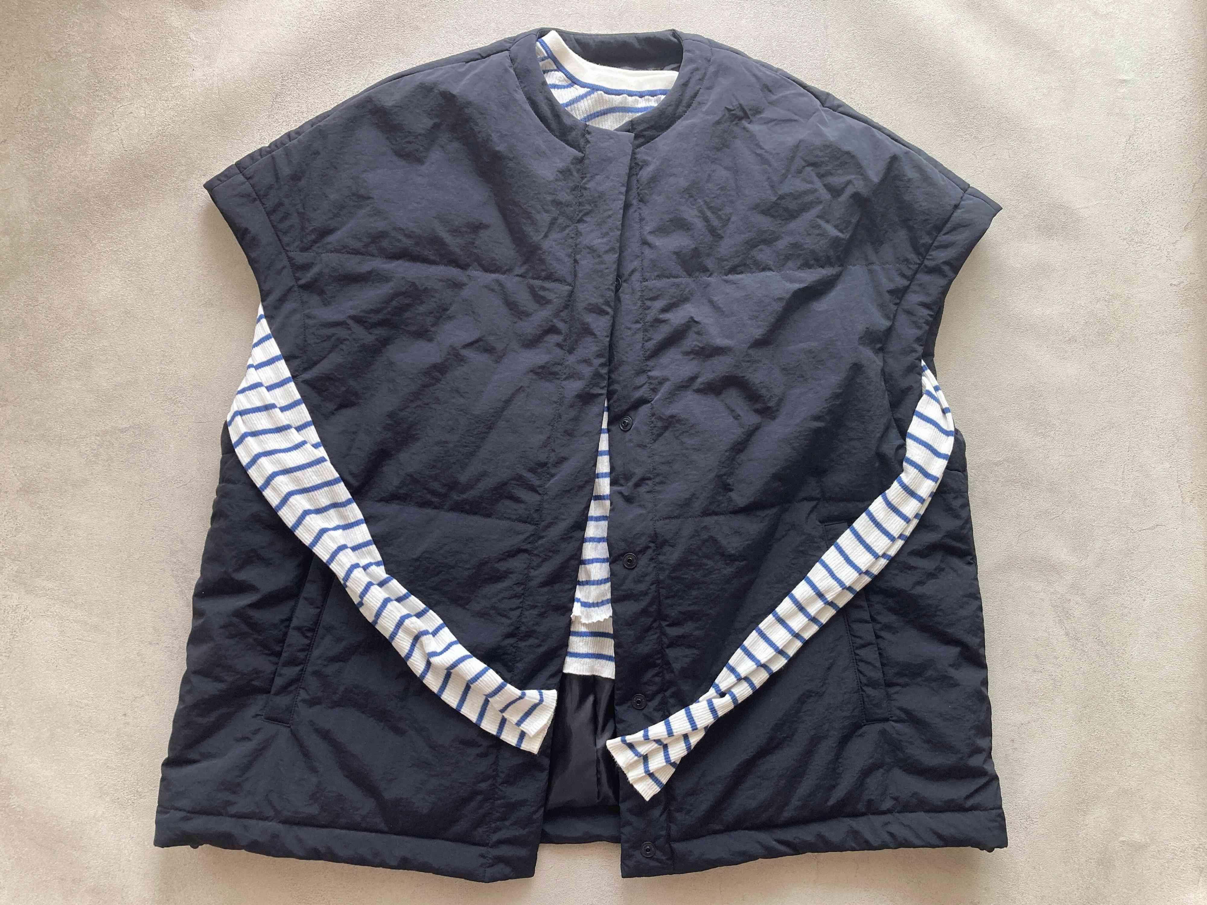 お腹まわりのプヨ！「ウエストインしない」派の40代正解コーデ