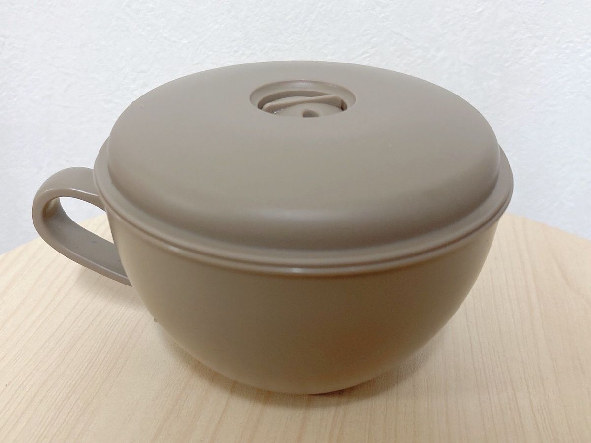 3COINSフタ付きスープ調理マグ