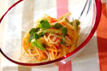 大根とカニカマサラダレシピ