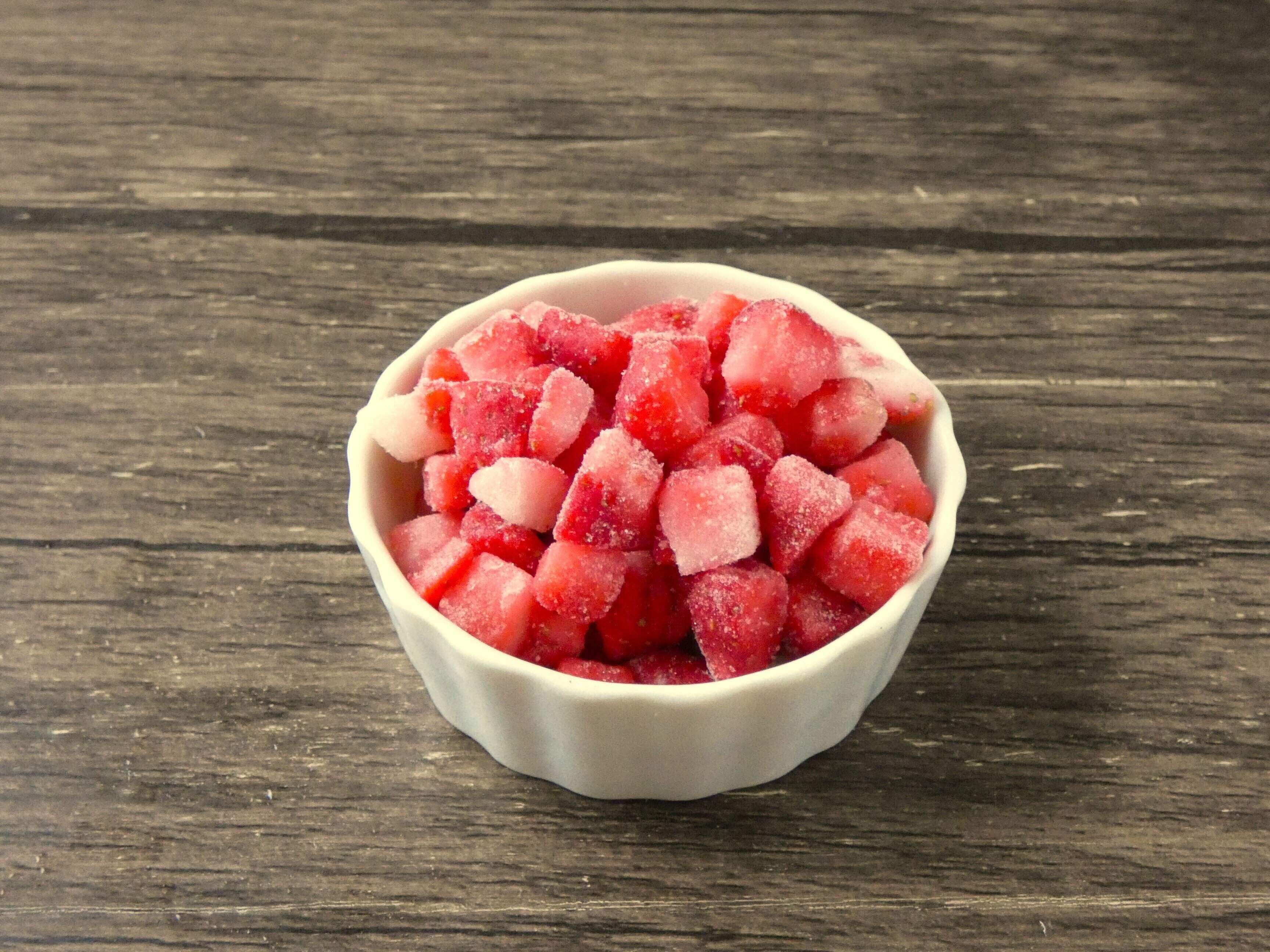 ストロベリーダイスカット