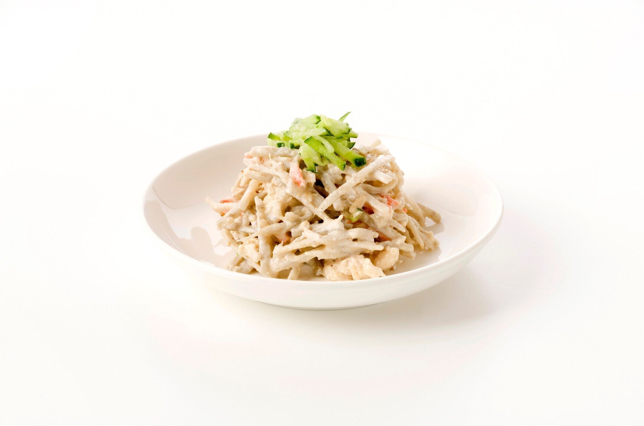 ごぼう根とゆでたチキンサラダ