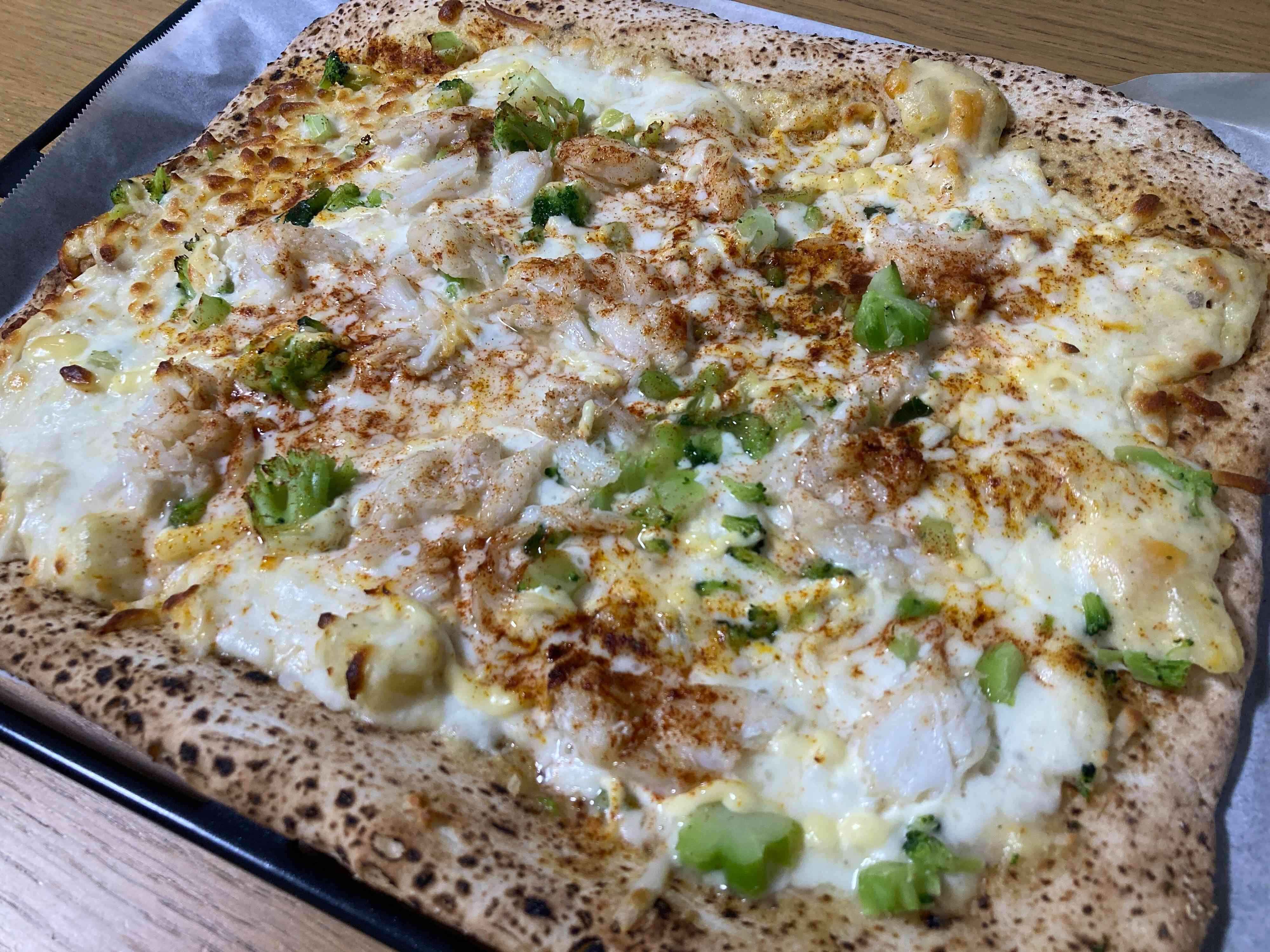 コストコのズワイガニのピザ