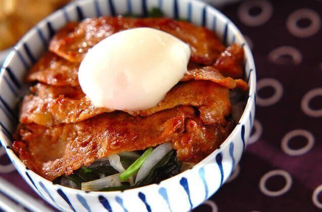 ショウガ焼き丼