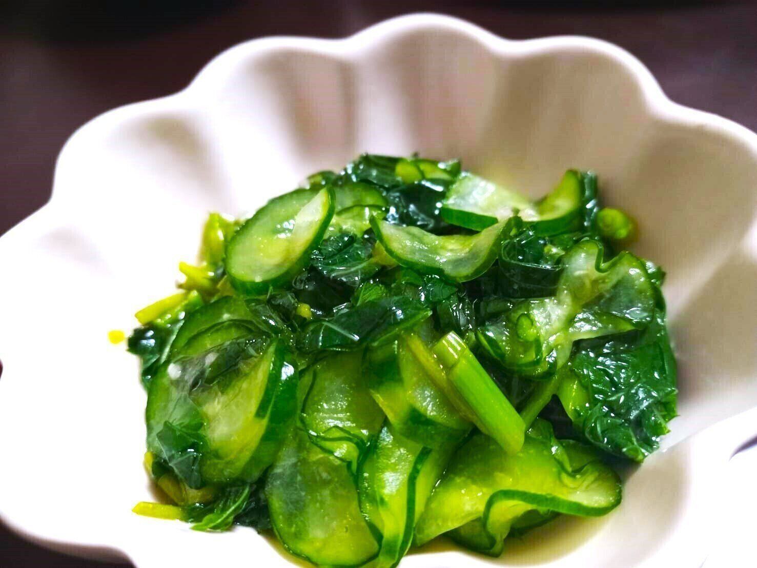 モロヘイヤときゅうりの和風ナムル