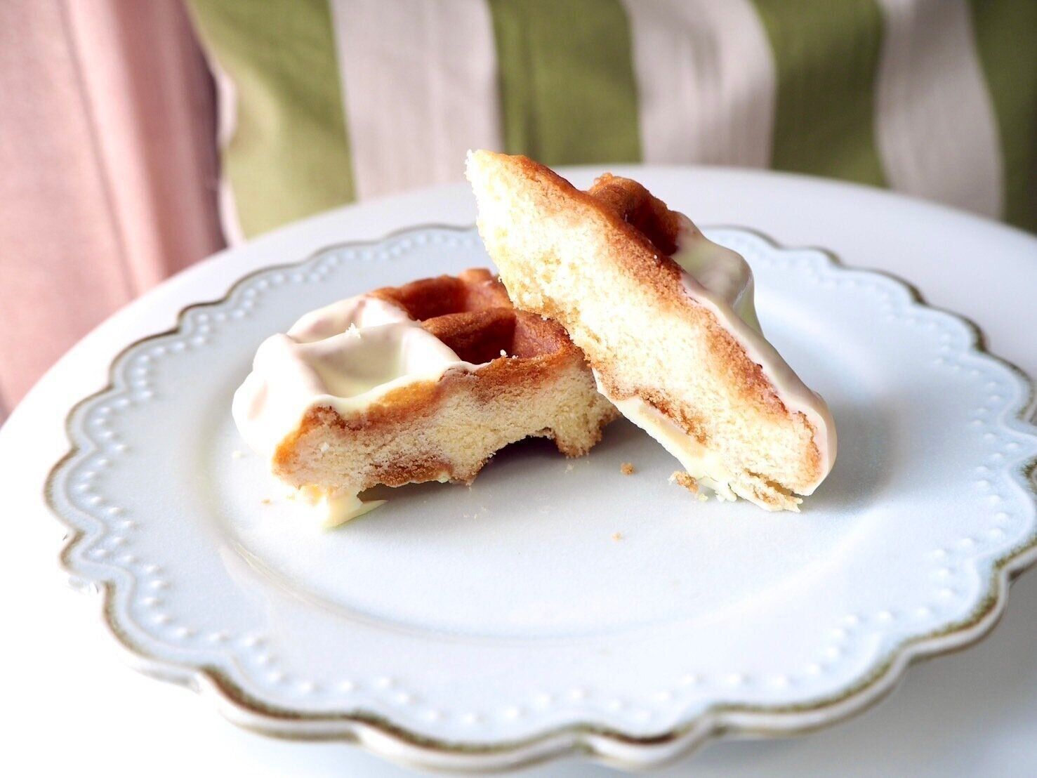 シャトレーゼ「ビスキュイワッフル」商品写真