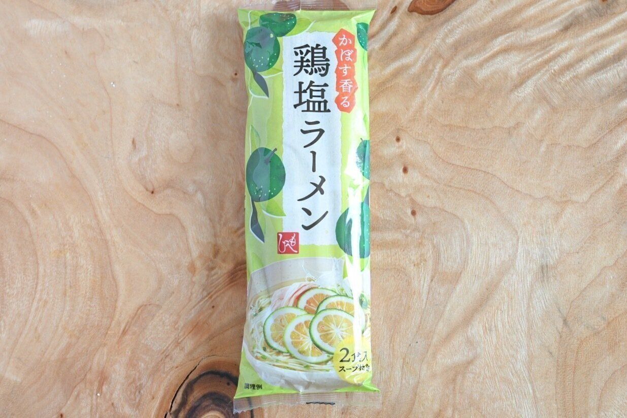 「鶏塩ラーメン」のパッケージ