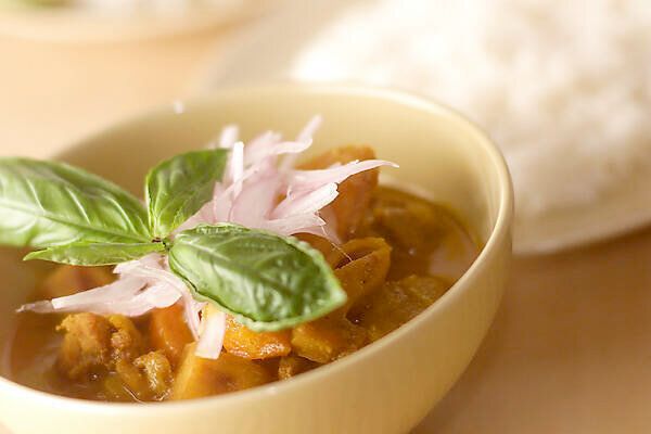 ベトナム風地鶏のカレー