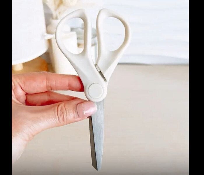 【セリア】ただのハサミじゃない！開梱できるハサミ
