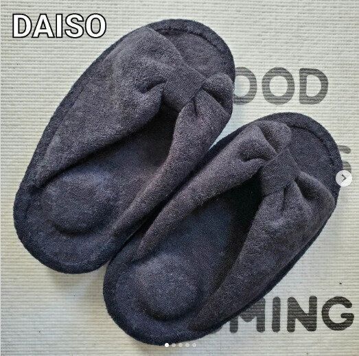 【ダイソー】かわいいだけじゃない！つま先立ちサンダルでお家にいながら運動不足解消