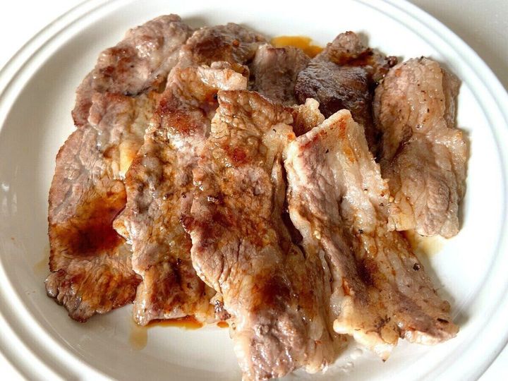 焼いたお肉に