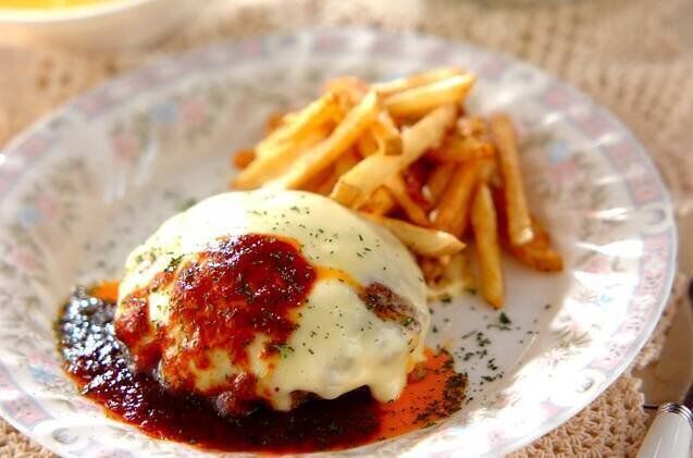 チーズハンバーグ