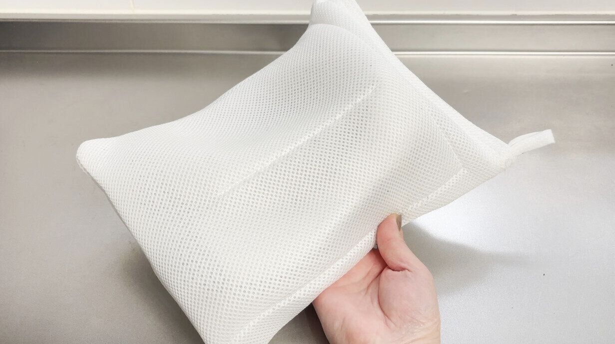 ネットに入れて洗濯機へだから楽ちん