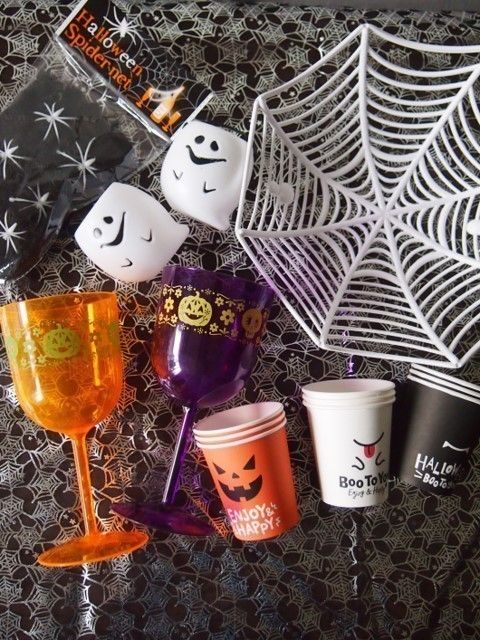 今年もぜ んぶ100円 セリアでハロウィンテーブルコーディネート サンキュ