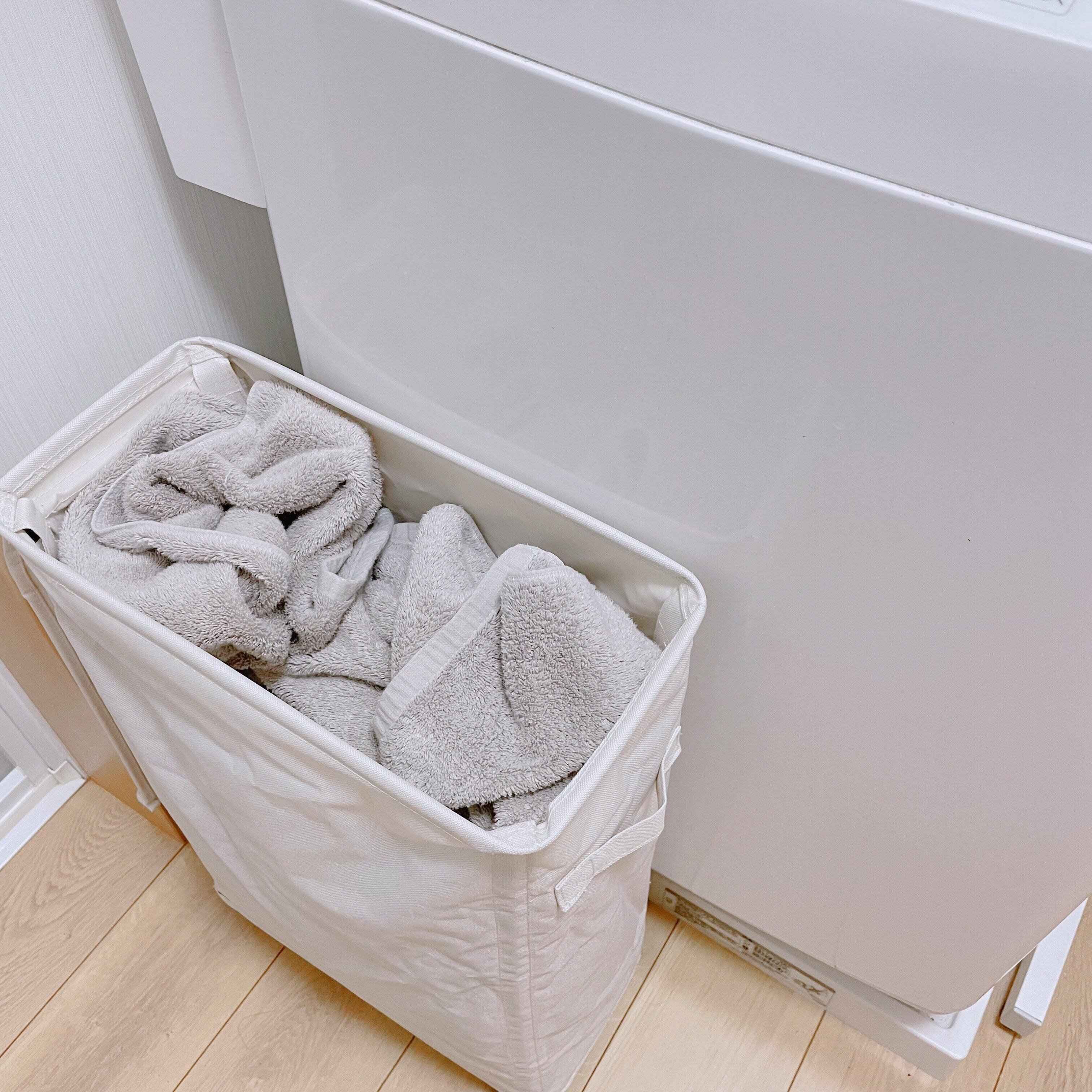 タオルは畳まずランドリーボックスに入れる