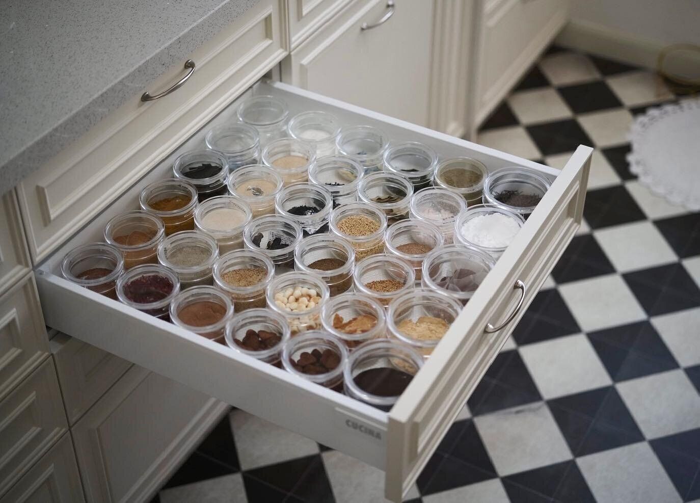 引き出し一面にシンデレラフィット