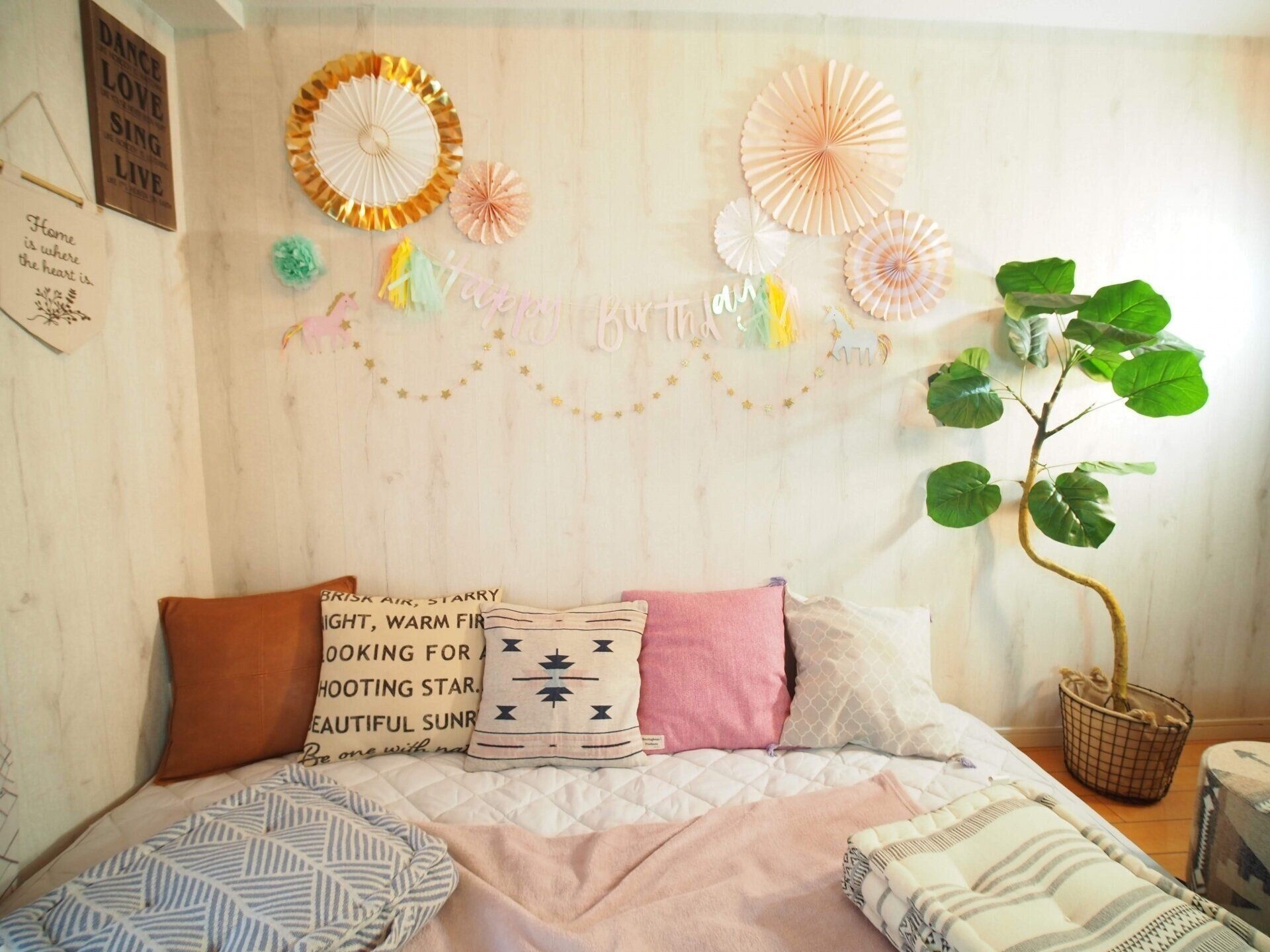 3．壁に貼りすぎている