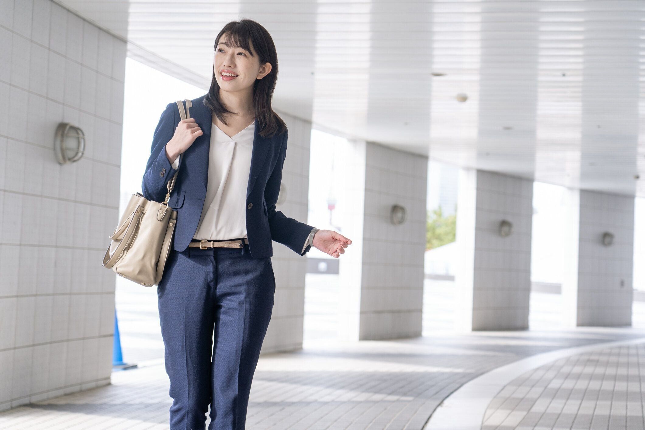 女性のビジネスイメージ