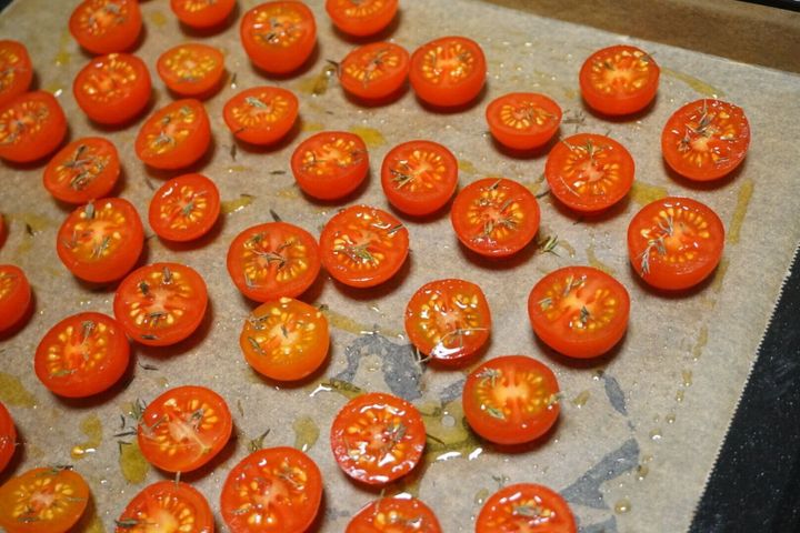 材料たった3つで簡単 おうちで自家製セミドライトマト サンキュ