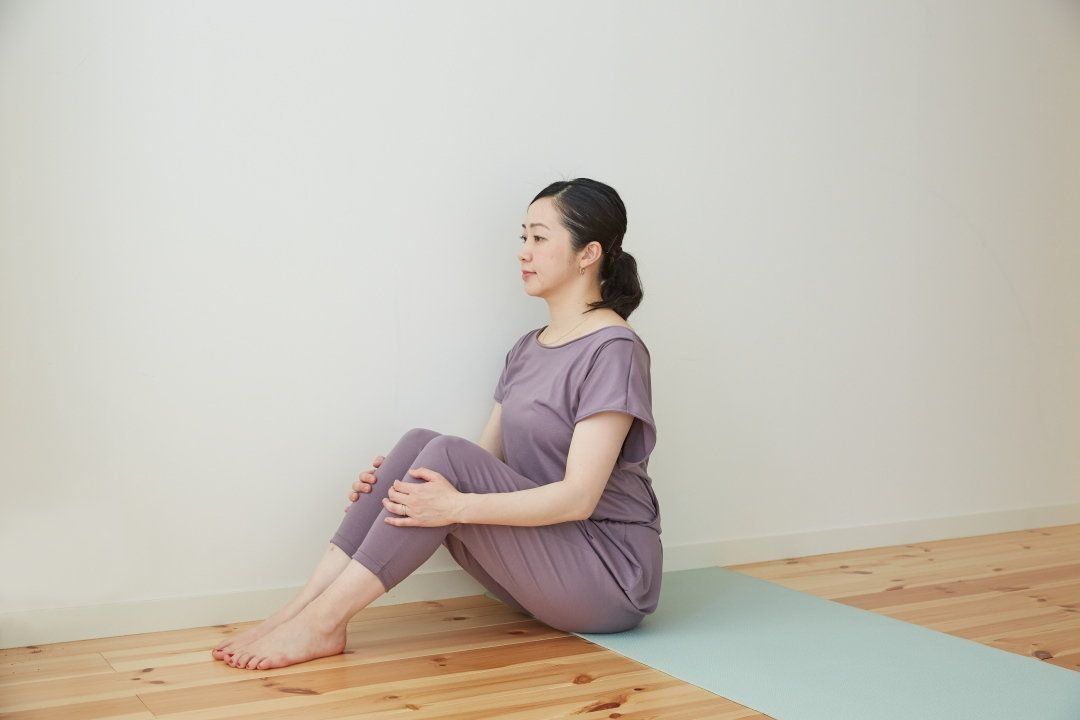 眠る前の3分ストレッチで半身のむくみや疲れをオフ サンキュ