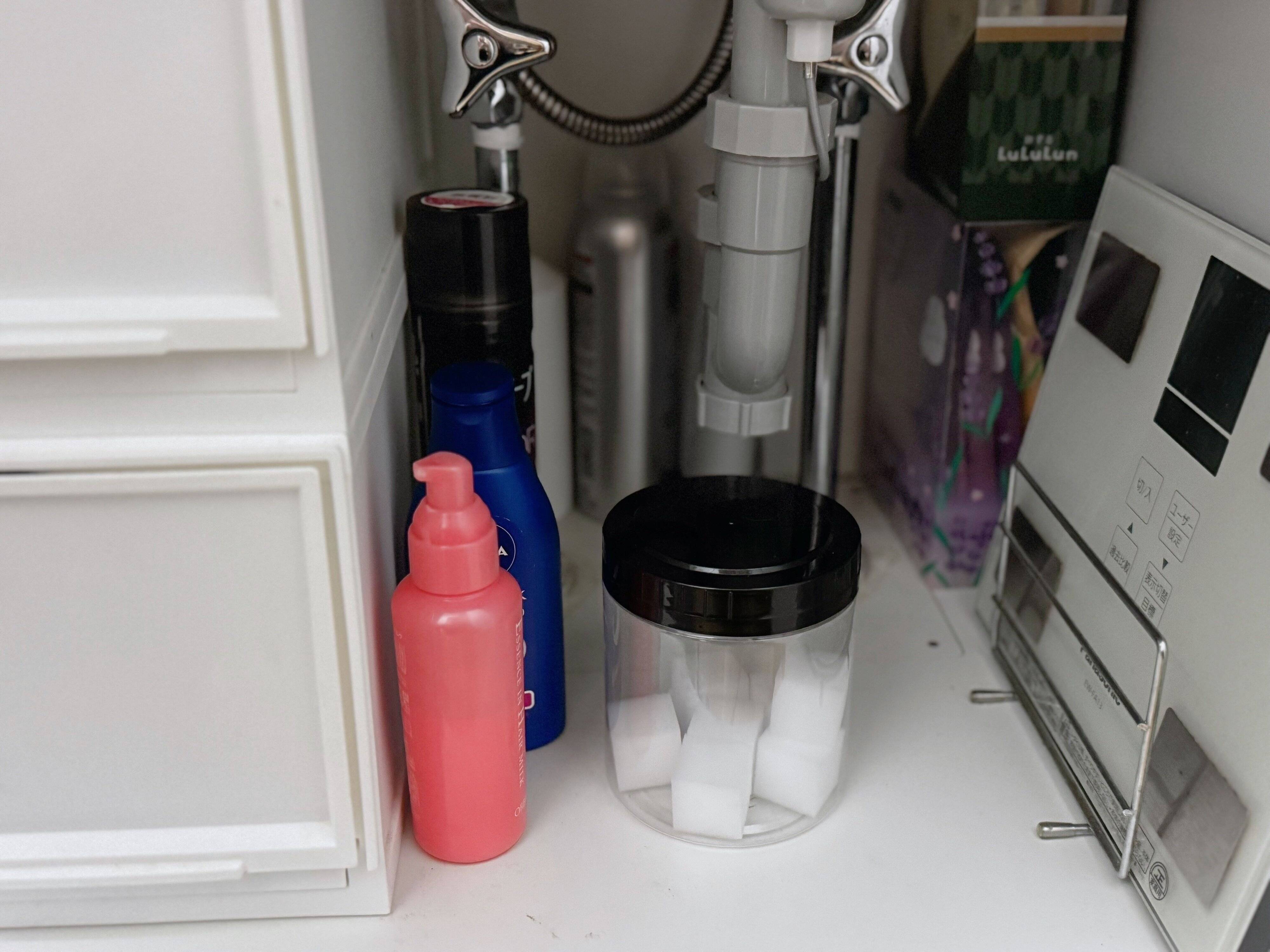 2．シンプルデザインのボトルを選ぶ