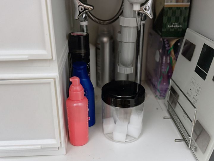 2.シンプルデザインのボトルを選ぶ