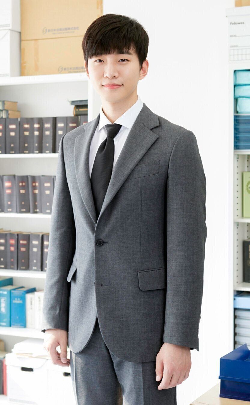 ベテラン俳優イ・ソンミンとの共演でも引けを取らないイ・ジュノの演技は圧巻！