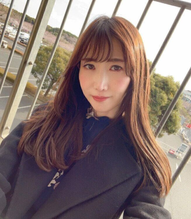 ストレートアイロンで簡単！大人の艶髪ロング