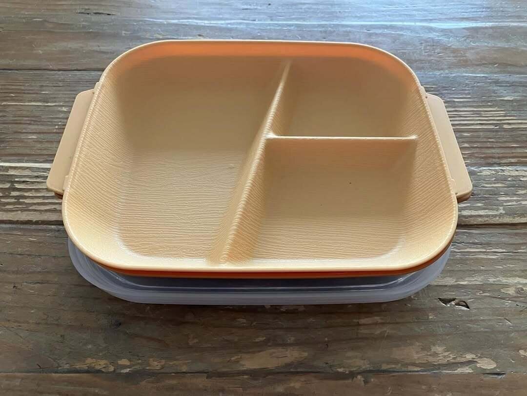 【セリア】重ねてもかさばらないので省スペース