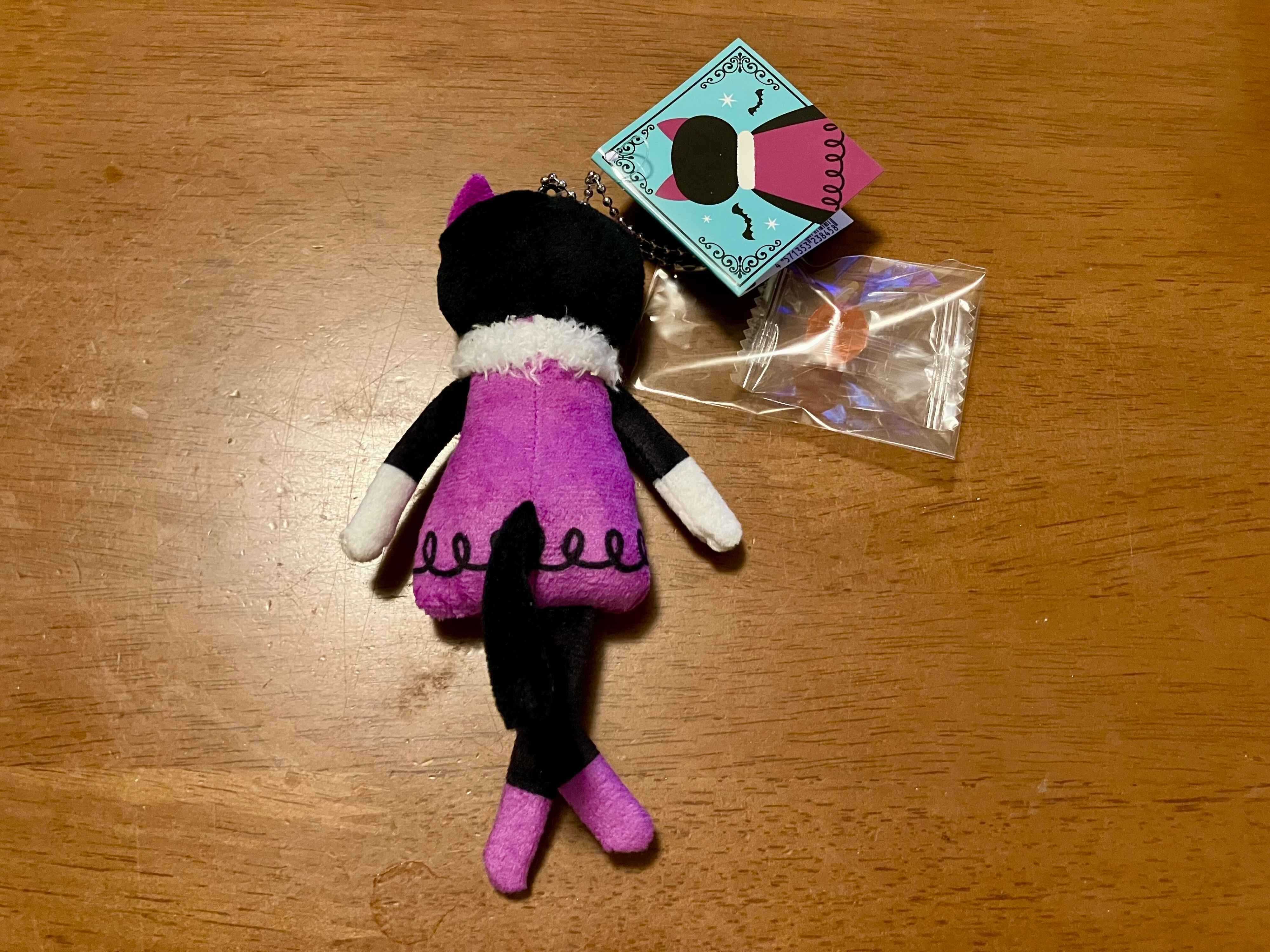 くたくたネコちゃん後ろ姿