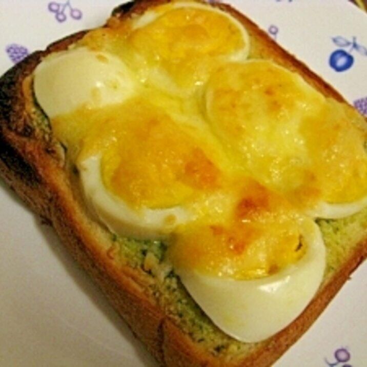 簡単★ジェノベーゼと卵のオープンサンド