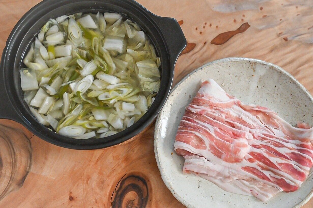 豚肉と白菜の白だし鍋