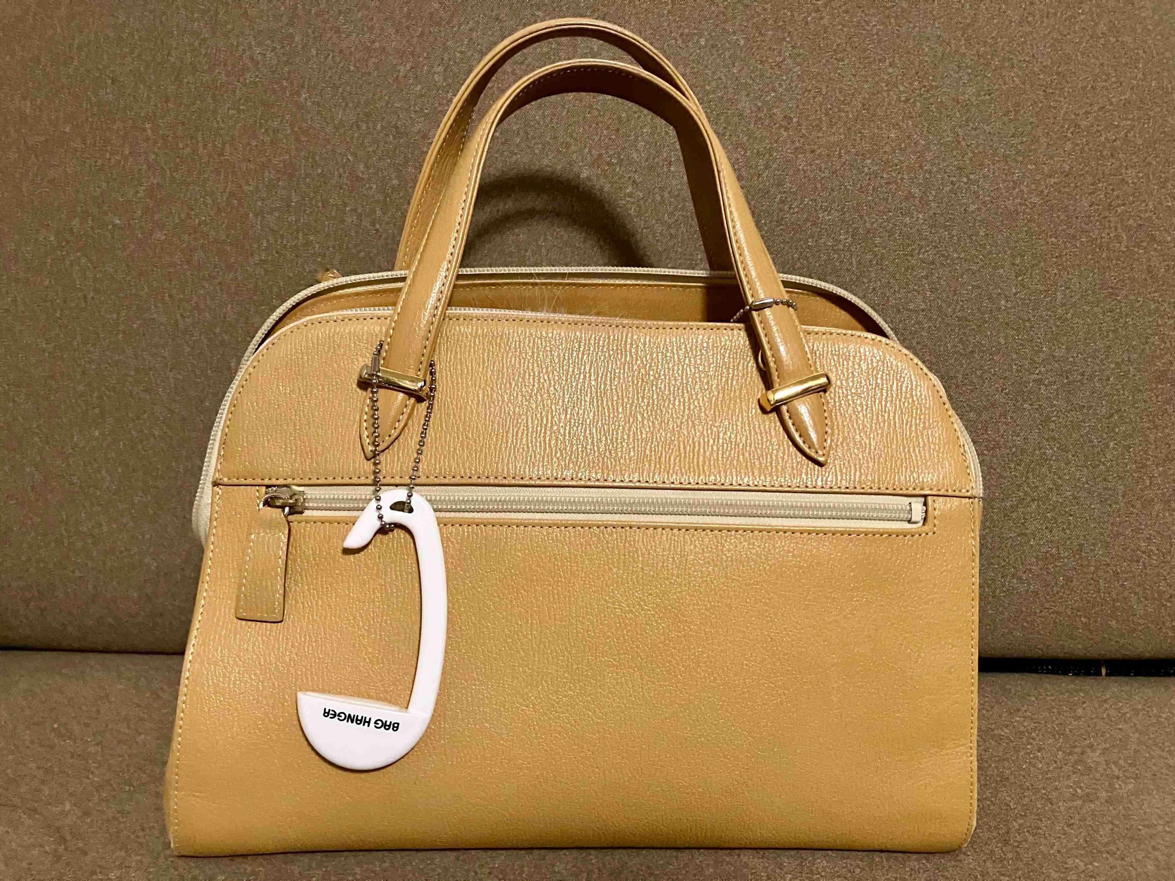 持ち手に付けられる