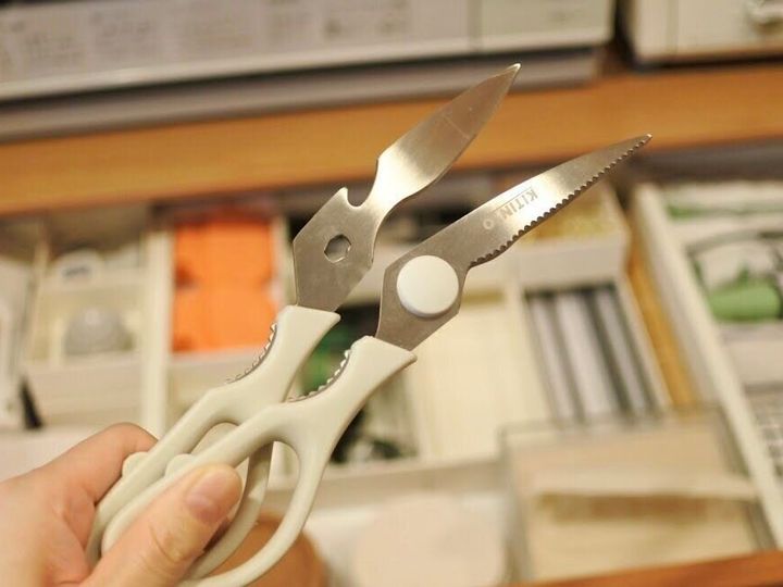 3coins 分解できるハサミ 洗えるだけじゃなく多機能なのに330円 サンキュ 3coins 分解できるハサミ 洗えるだけじゃなく多機能なのに330円 サンキュ