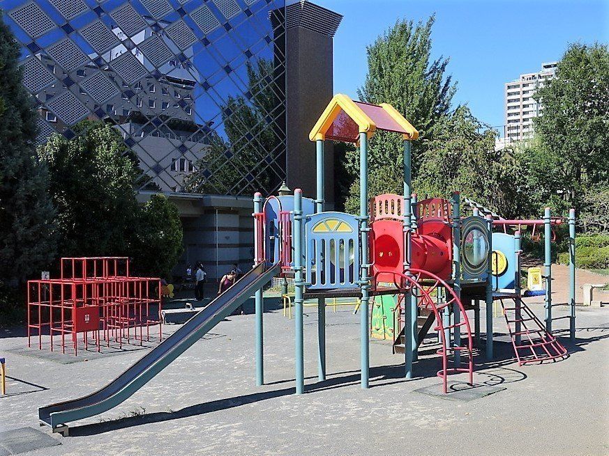 子どもが喜ぶ 遊具が充実している都内近郊のおすすめ公園5選 サンキュ