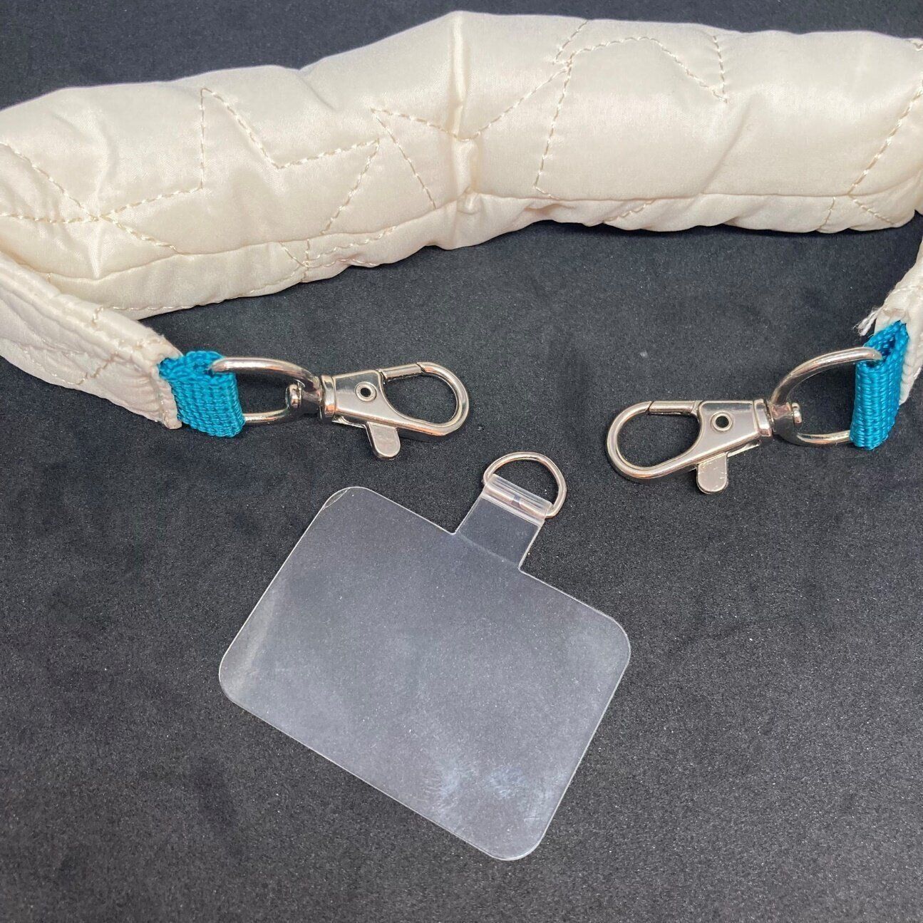 220円には見えない高見え！見つけたら絶対買って！おしゃれで機能も充実のDAISOｘTGC「ハンドストラップ」に大満足