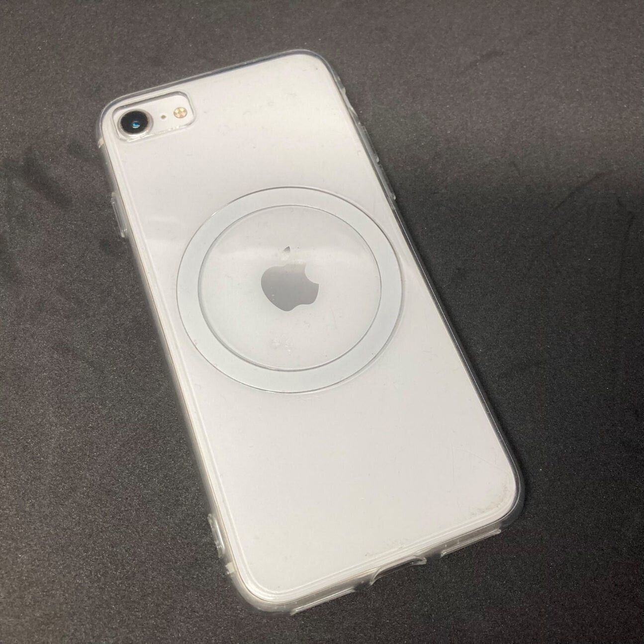 ダイソーすごすぎ！110円でめんどうなスマホ充電の悩みを一挙解決できちゃった