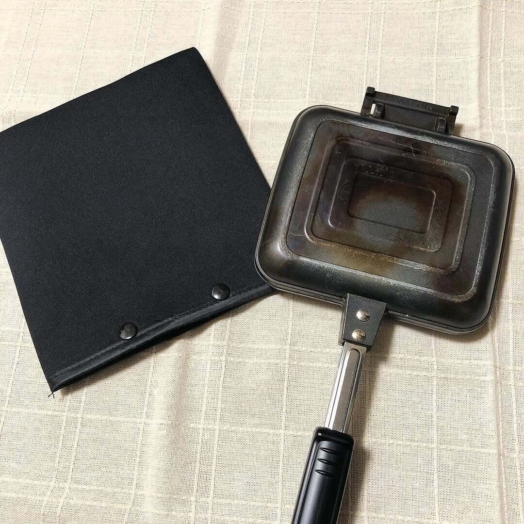 【ダイソー】ネオプレン生地&スナップボタンで出し入れもスムーズ