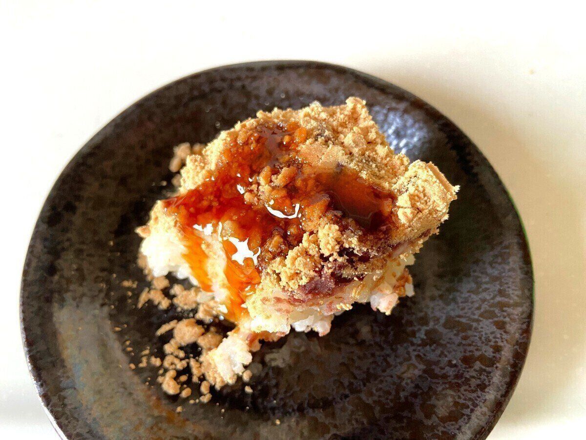 スプーンで食べる