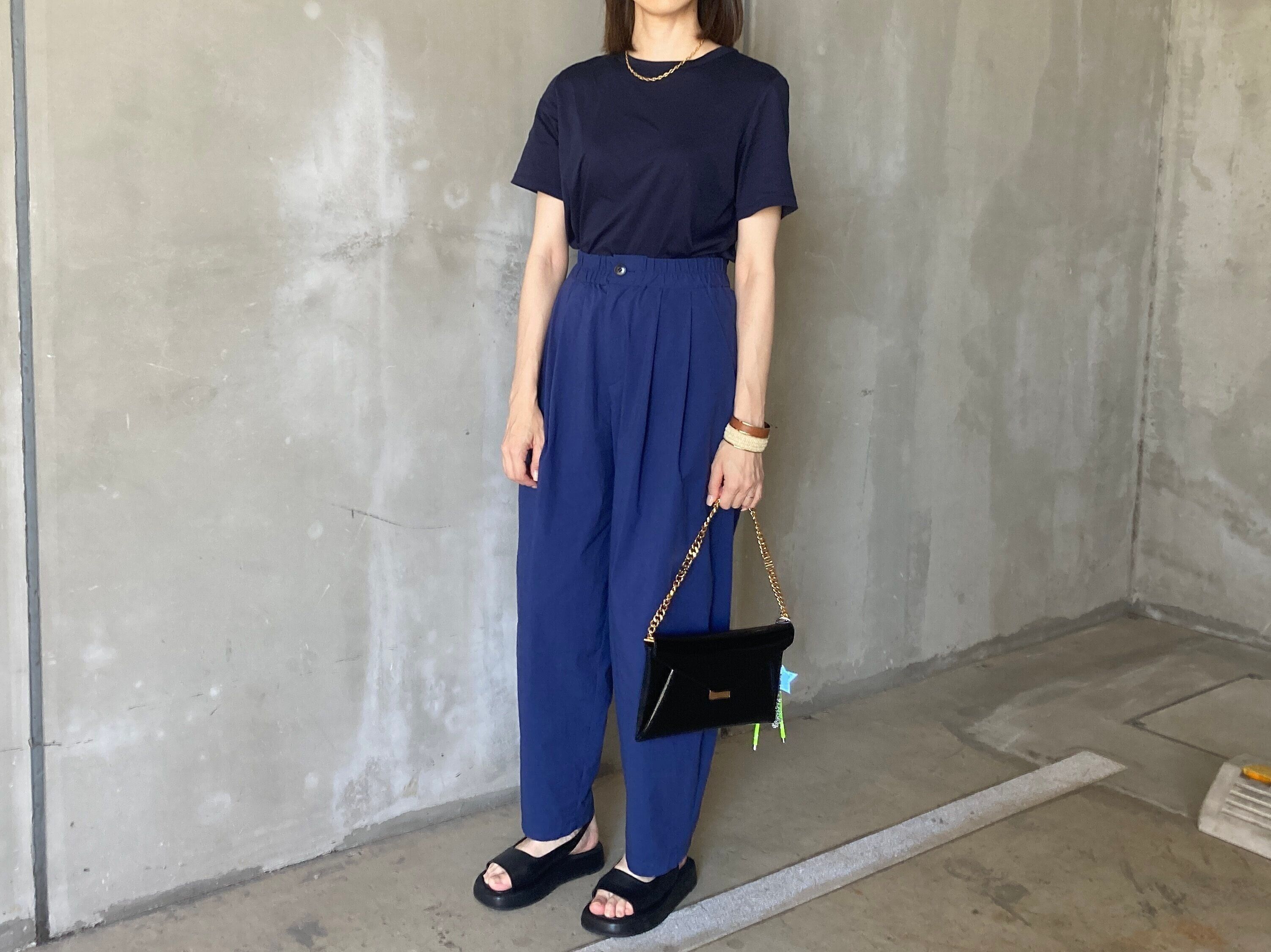 きれいめ・カジュアルも無地TシャツだけでOK！ひと工夫するだけで見違える方法とは？