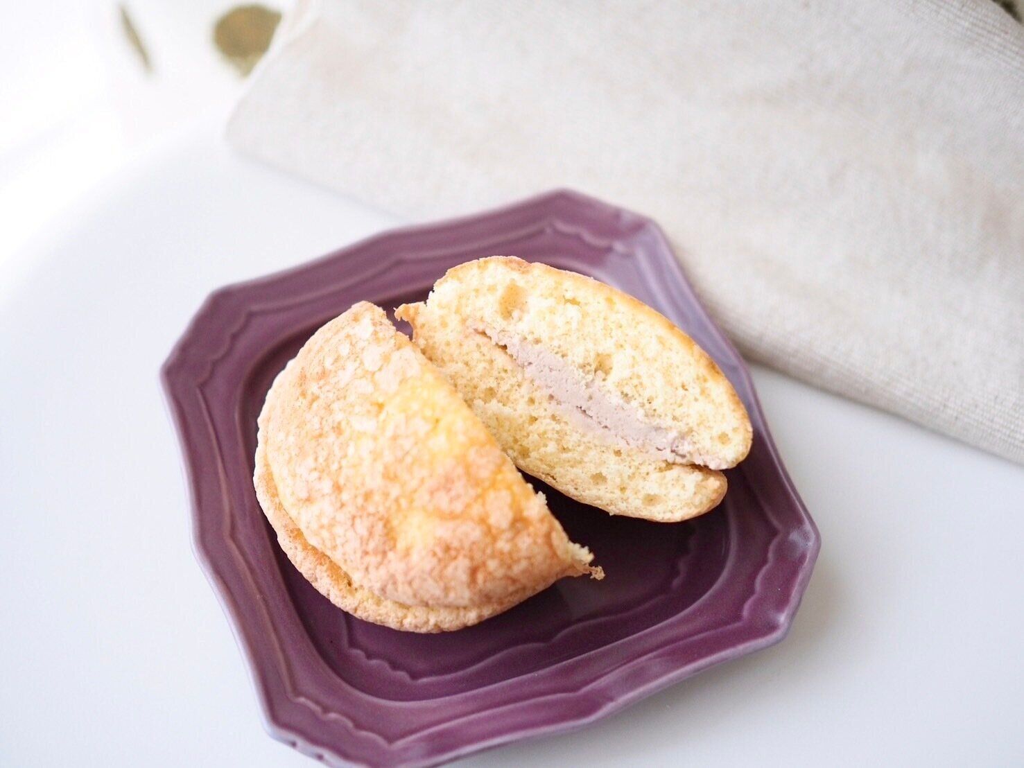 シャトレーゼ「イタリア栗のマロンブッセ」断面写真