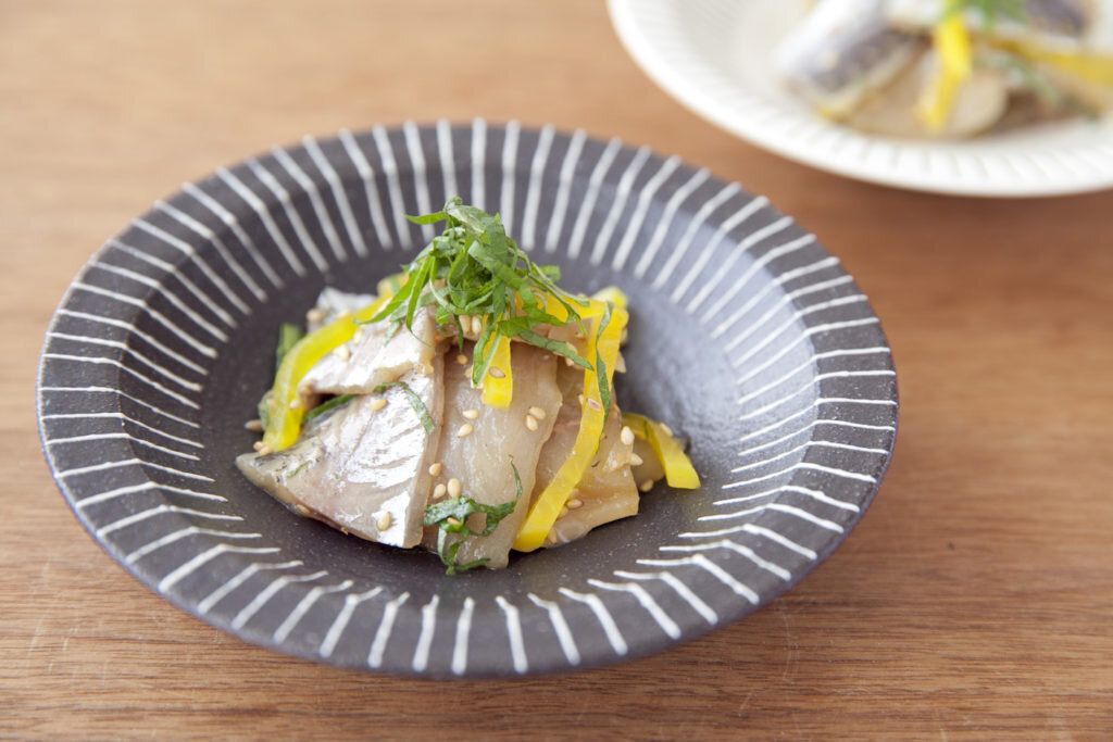 簡単おつまみ！あじたく！(鯵とたくあんの和え物)