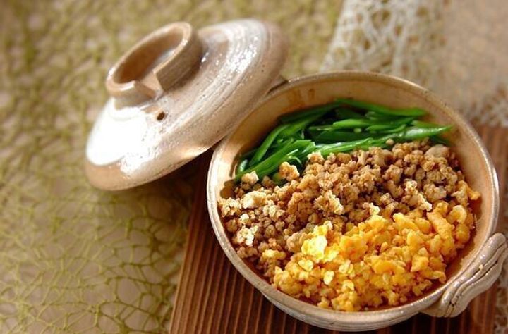 三食丼 解凍した豆腐で肉の食感に