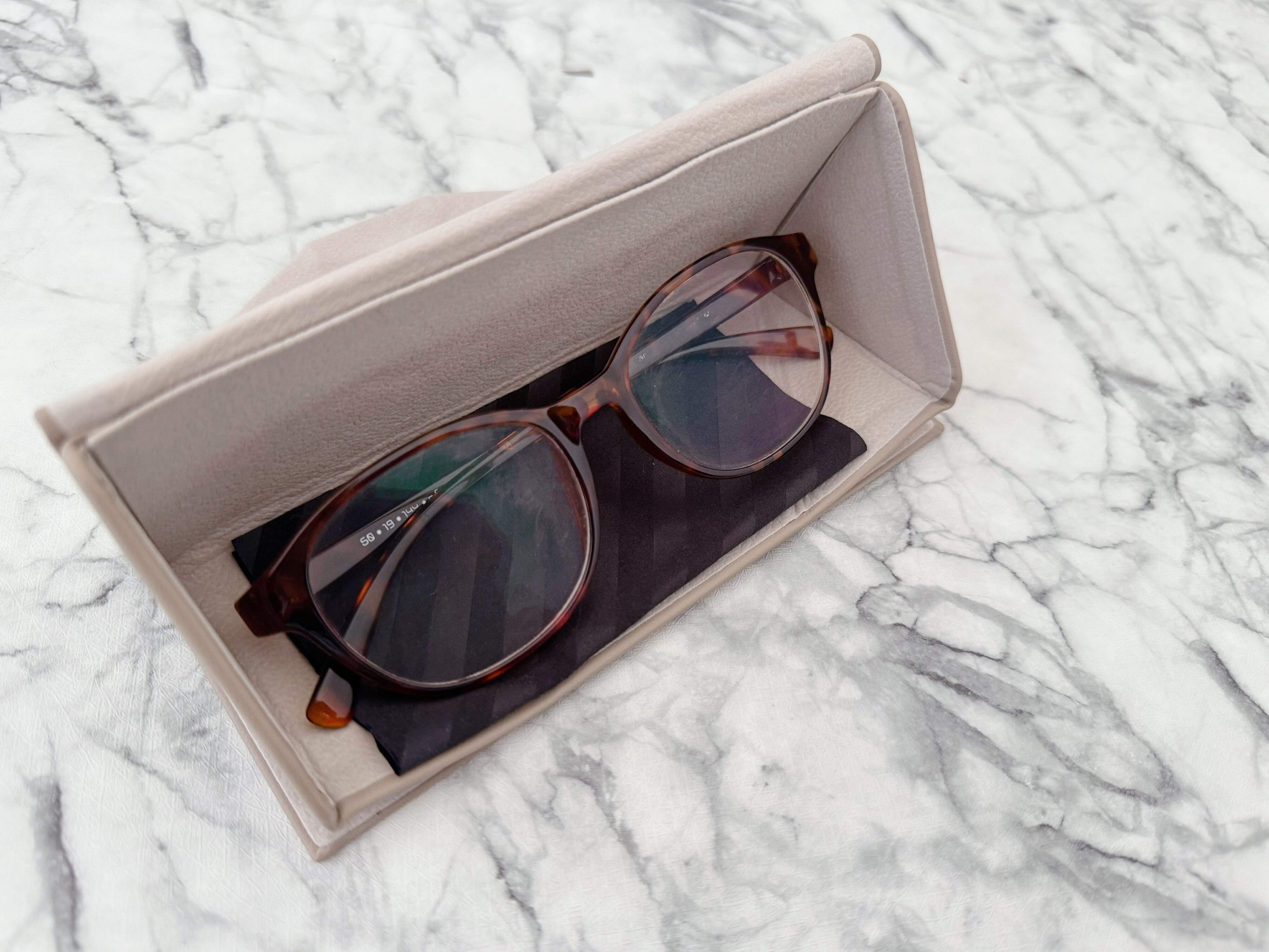 3coins メガネケース