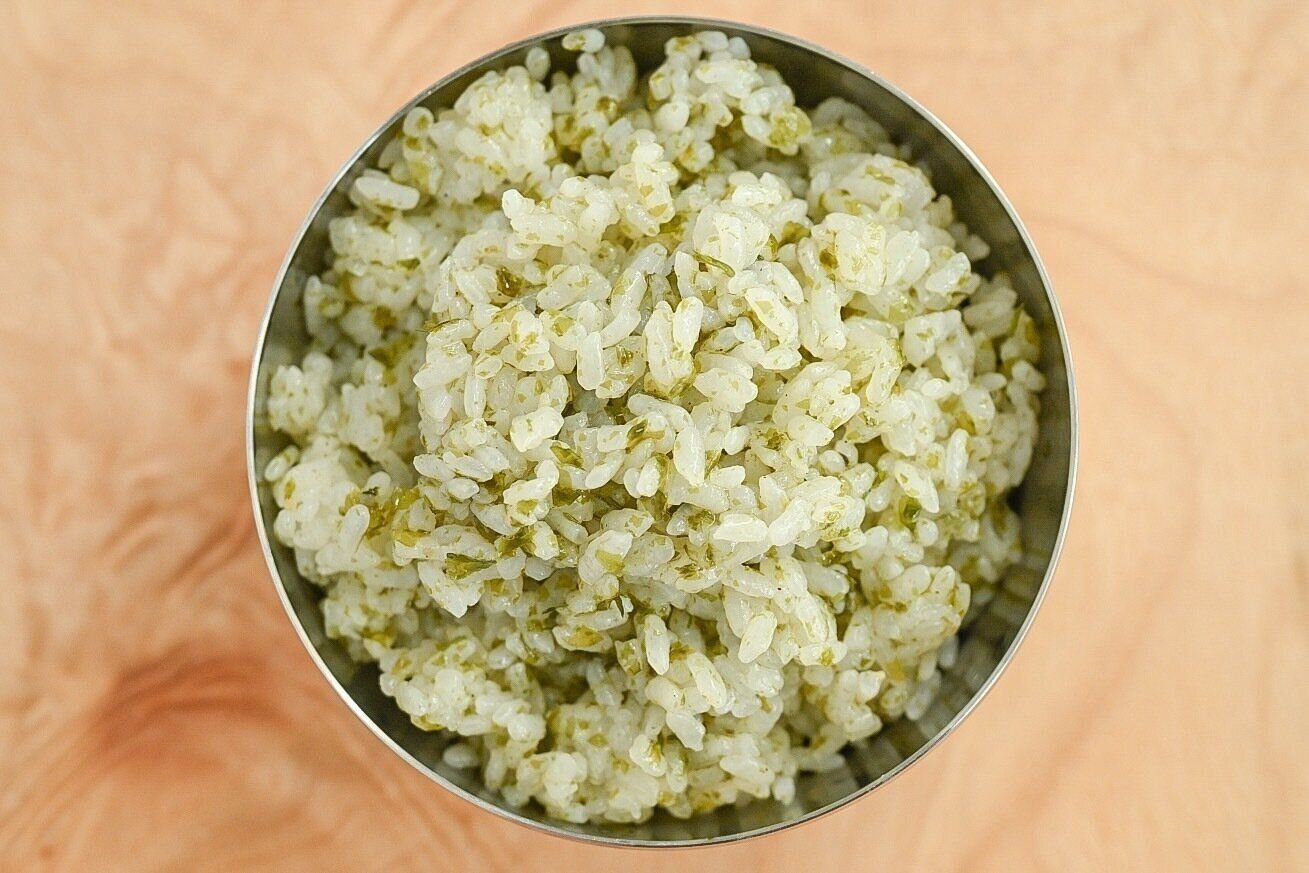 お椀に盛られた韓国のりごはん