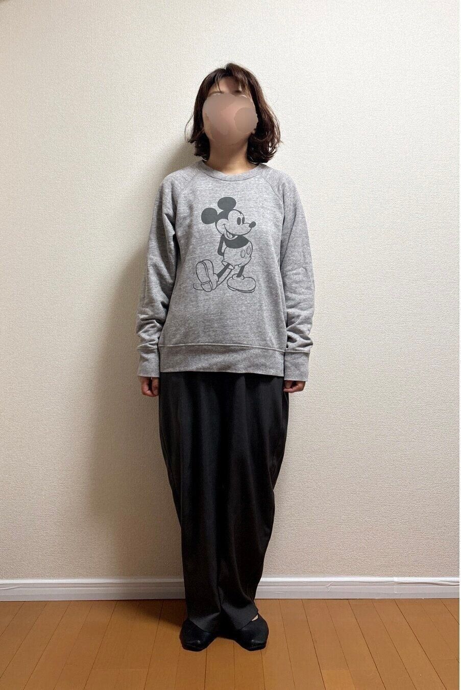 スウェットとワイドパンツの着太りコーデ