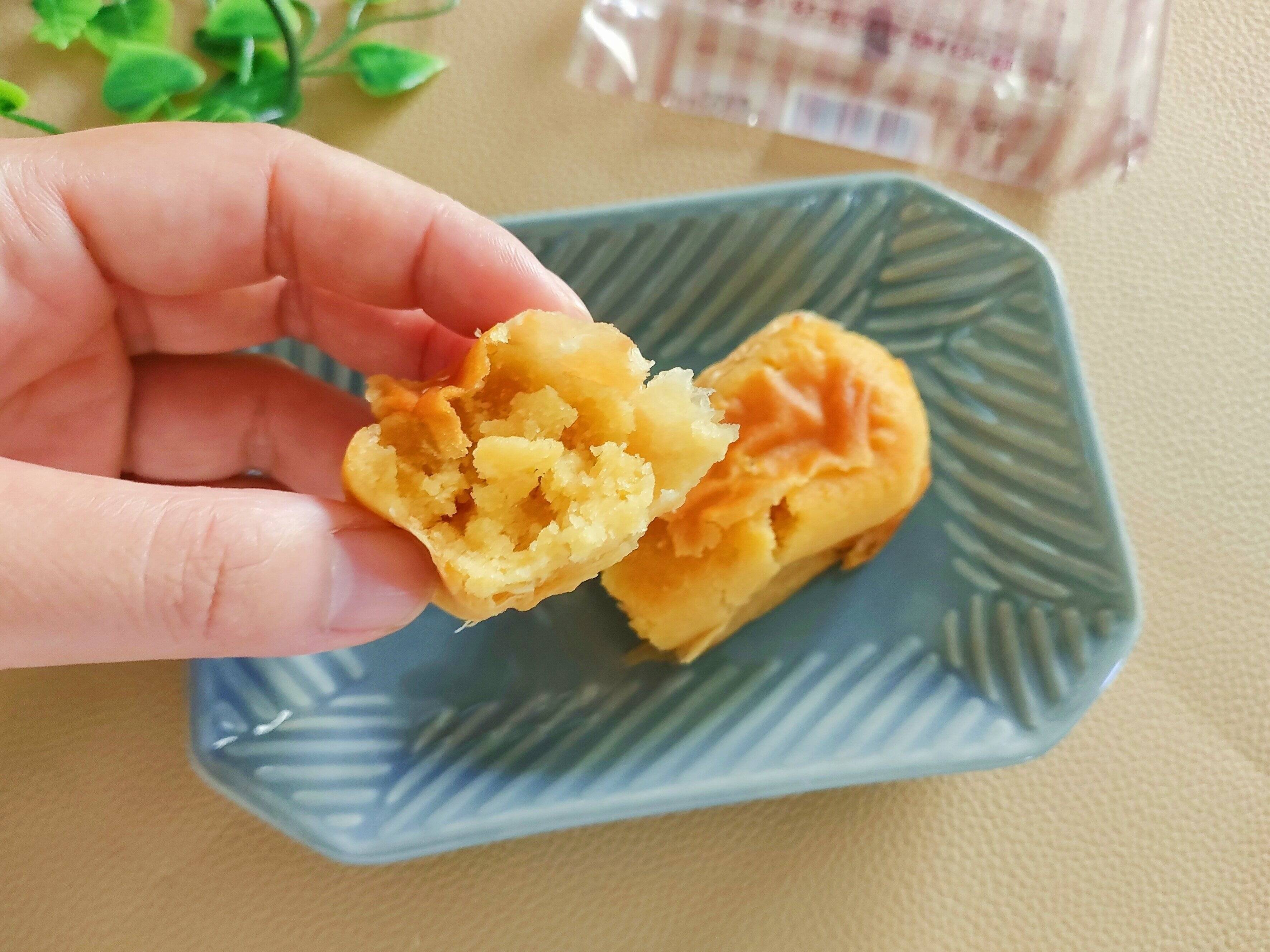 半分にするとホクホク感が伝わってくるよう